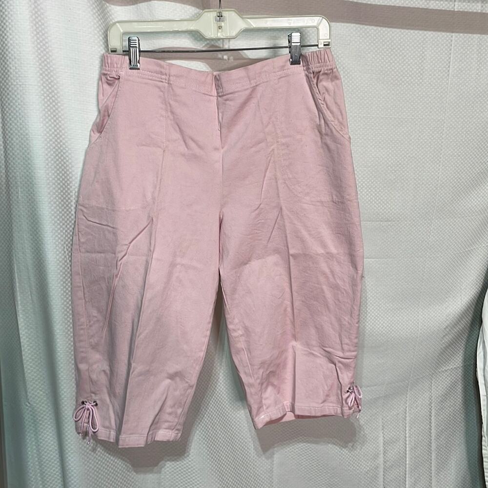 Croft & Barrow 16p pale pink long walking short pockets elastic waste euc